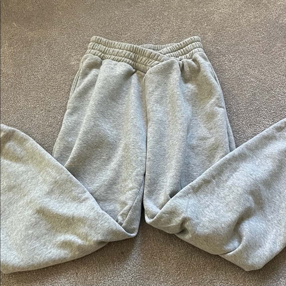 SHEIN Light Gray Kids Joggers